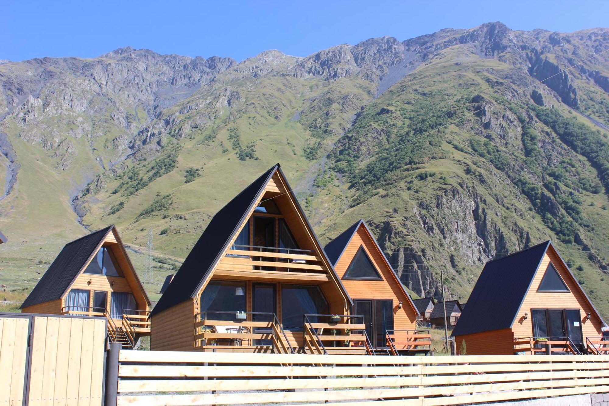 Apartamento Kazbegi Folk Exterior foto