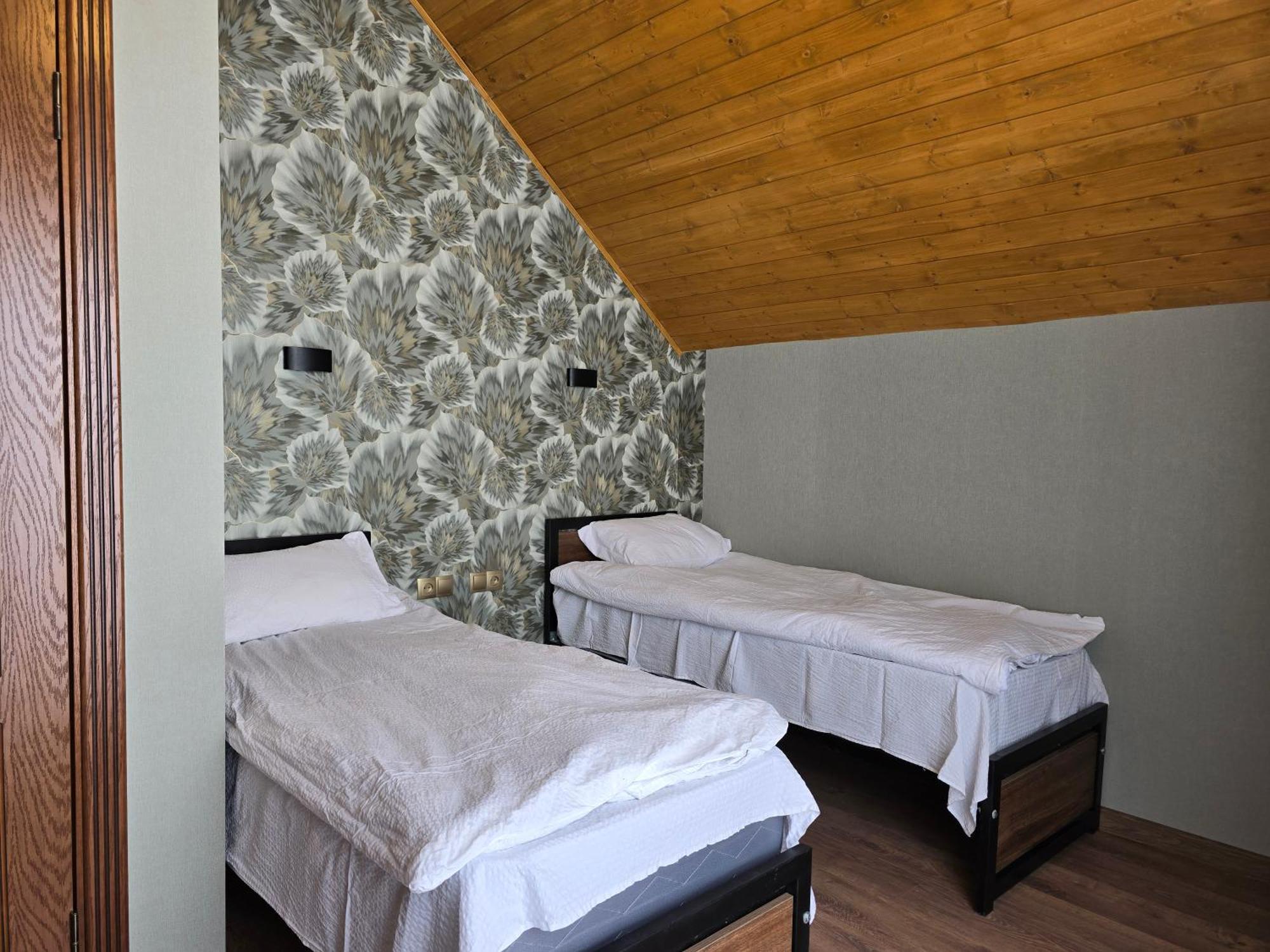 Apartamento Kazbegi Folk Exterior foto